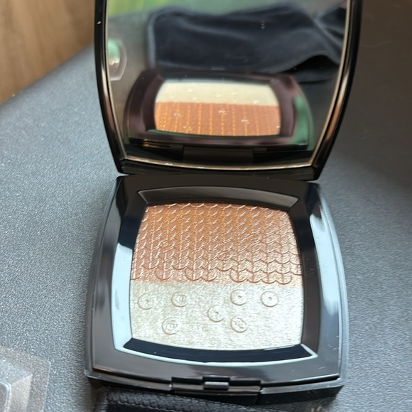 CHANEL Dou Pouders Illuminatrices illuminating powder duo - Picture 4 of 4